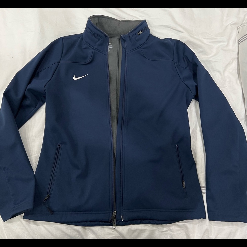 Nike waterproof jacket with collar pocket zip up hoodie